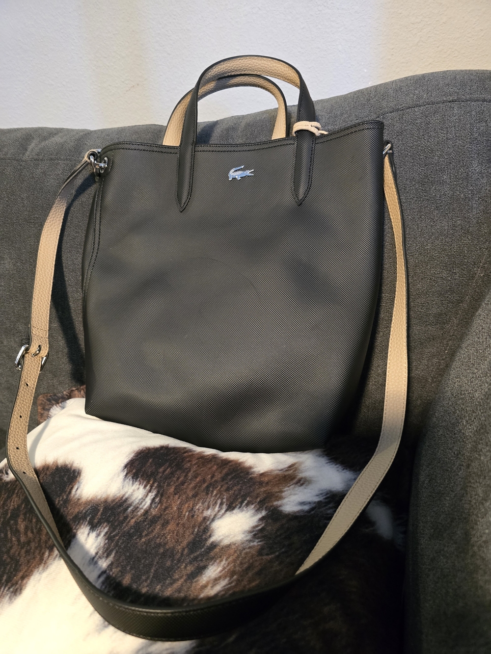 Lacoste Anna Vertical Reversible Tote Black Light Tan Adjustable Strap